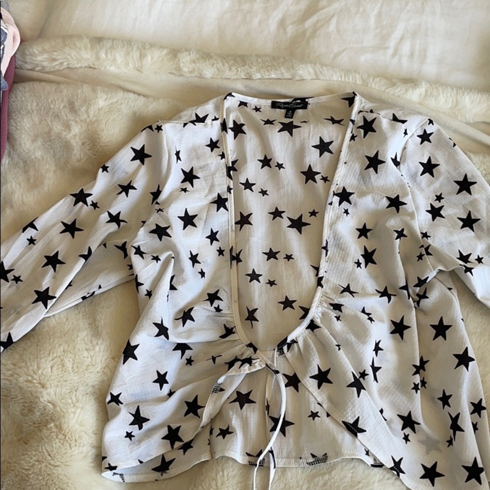 Adorable tie top!